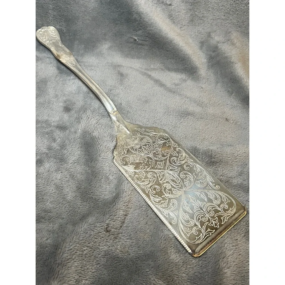 Sheffield England EPNS A1 Cake Server Silverplate Engraved Victorian Style 12